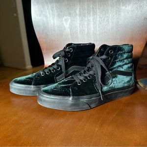 Vans Green Velvet skate-high: women’s size 6.5